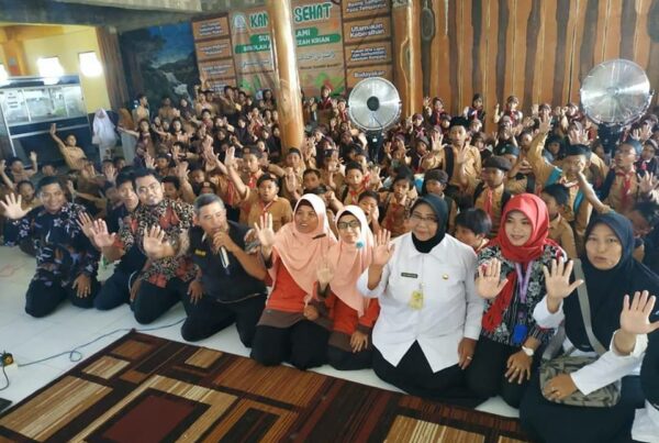 DISEMINASI INFORMASI P4GN MELALUI SOSIALISASI KEPADA PELAJAR SD DI KECAMATAN KRIAN