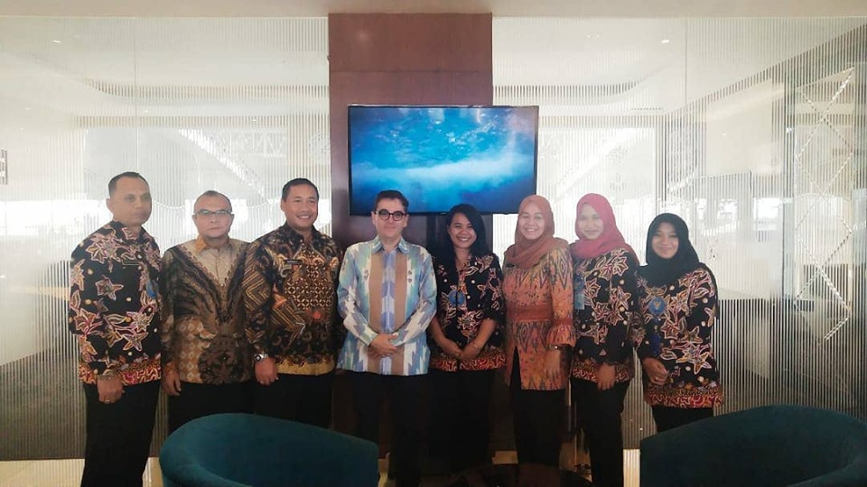 Direktur Anti Narkotika Kepolisian Kolombia bersama Deputi Hukum dan Kerjasama BNN RI Berkunjung ke Jatim Direktur Anti Narkotika Kepolisian Kolombia bersama Deputi Hukum dan Kerjasama BNN RI Berkunjung ke Jatim