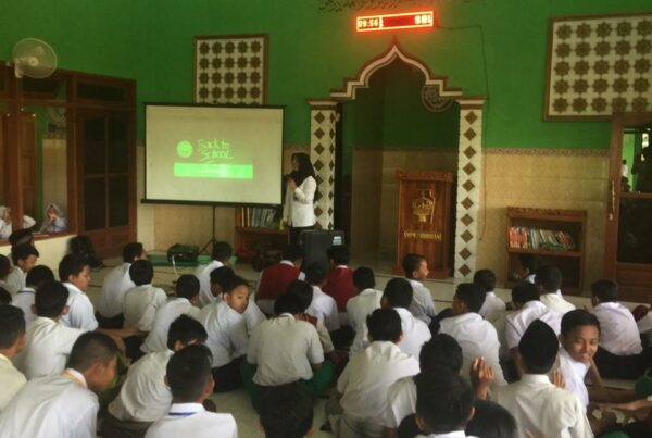 SOSIALISASI KEPADA SISWA-SISWI BARU PADA KEGIATAN MPLS DI SMPN 2 BUDURAN