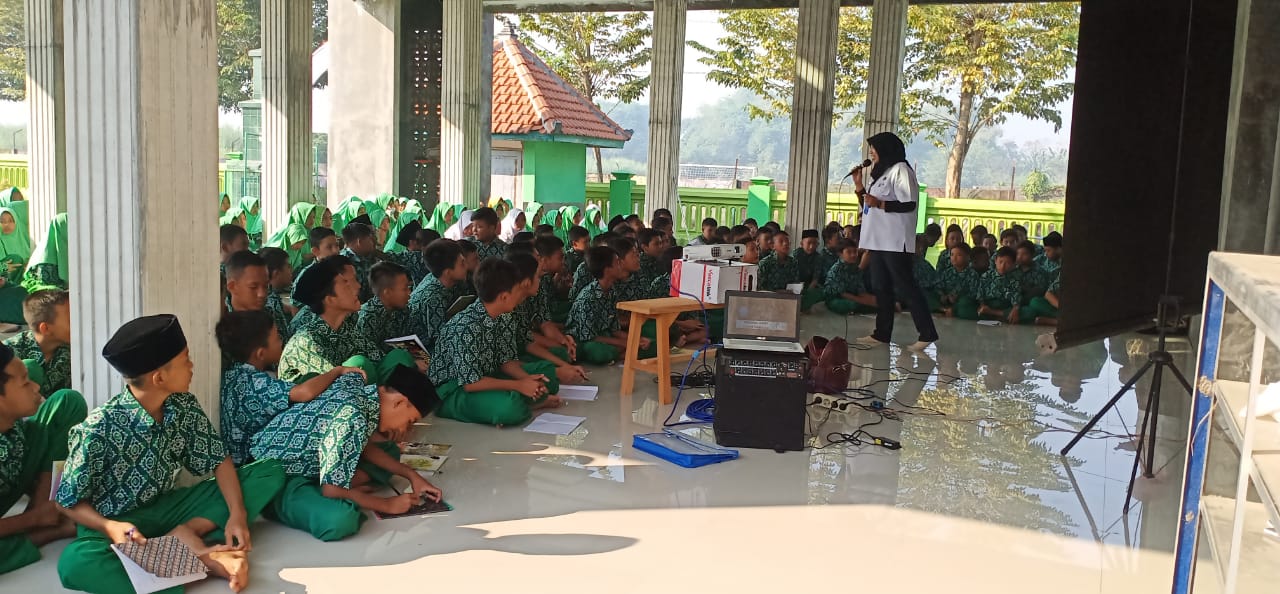 SOSIALISASI KEPADA SISWA-SISWI BARU PADA KEGIATAN MPLS DI MTS NU DURUNGBEDUG CANDI SOSIALISASI KEPADA SISWA-SISWI BARU PADA KEGIATAN MPLS DI MTS NU DURUNGBEDUG CANDI