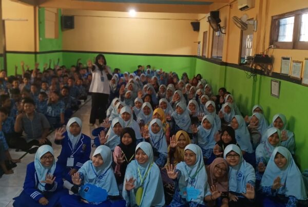SOSIALISASI KEPADA SISWA-SISWI BARU PADA KEGIATAN MPLS DI SMP MUHAMMADIYAH 5 TULANGAN
