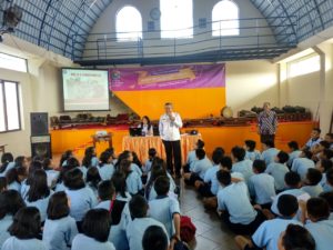 DISEMINASI INFORMASI P4GN MELALUI SOSIALISASI P4GN DI SMPK SANTO YUSUP WARU SIDOARJO DISEMINASI INFORMASI P4GN MELALUI SOSIALISASI P4GN DI SMPK SANTO YUSUP WARU SIDOARJO