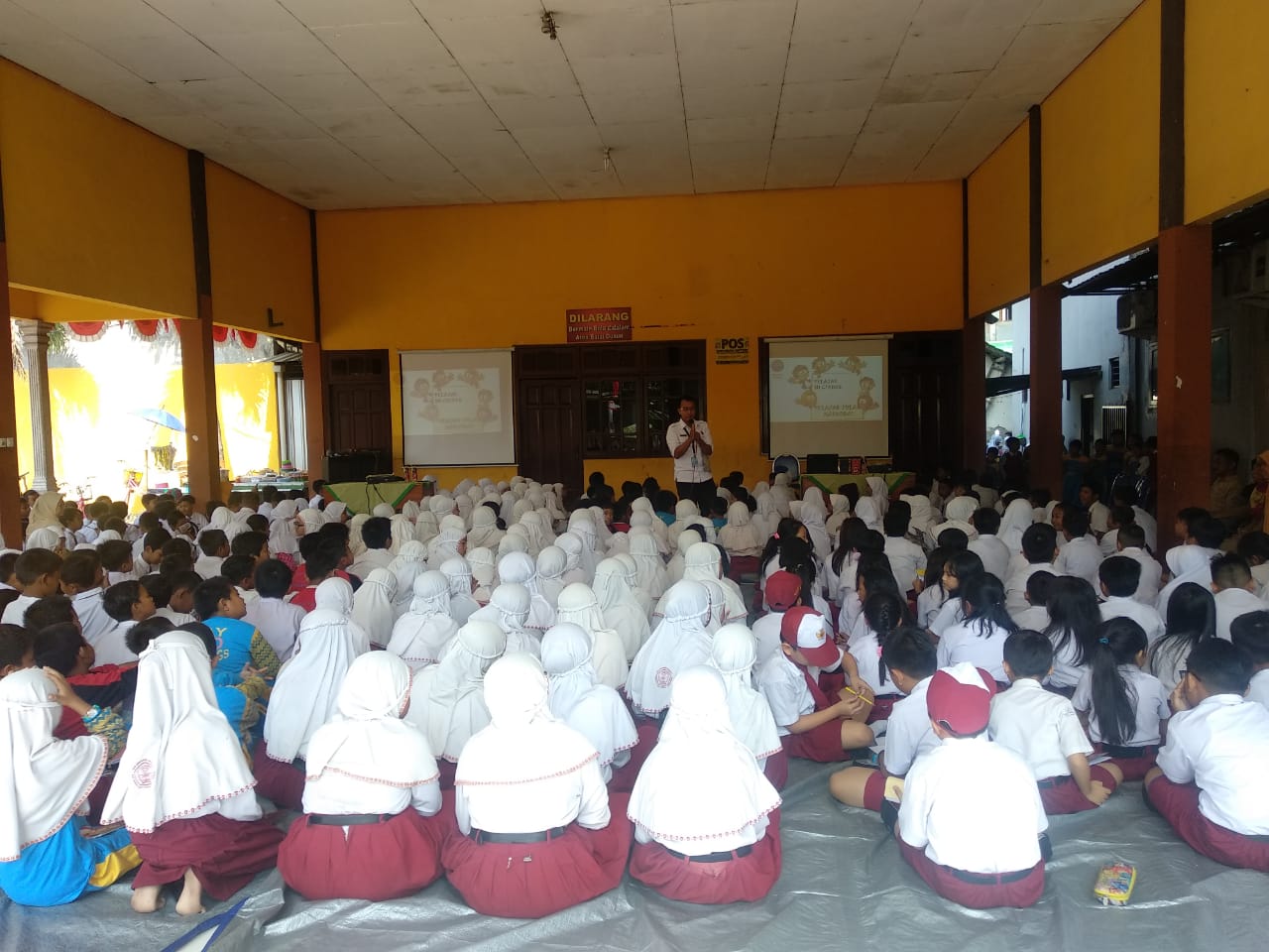 DISEMINASI INFORMASI P4GN MELALUI TATAP MUKA KEPADA PELAJAR SD BRINGIN BENDO. TAMAN - SIDOARJO) DISEMINASI INFORMASI P4GN MELALUI TATAP MUKA KEPADA PELAJAR SD BRINGIN BENDO. TAMAN - SIDOARJO)