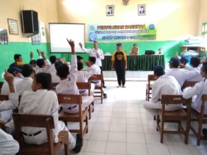 DISEMINASI INFORMASI P4GN MELALUI SOSIALISASI KEPADA PELAJAR SMPN 1 CANDI SIDOARJO DISEMINASI INFORMASI P4GN MELALUI SOSIALISASI KEPADA PELAJAR SMPN 1 CANDI SIDOARJO