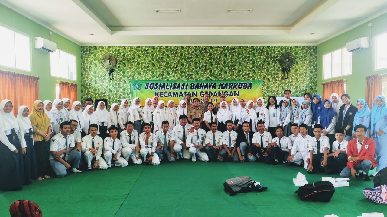 SOSIALISASI BAHAYA NARKOBA BAGI PELAJAR DI KECAMATAN GEDANGAN KABUPATEN SIDOARJO SOSIALISASI BAHAYA NARKOBA BAGI PELAJAR DI KECAMATAN GEDANGAN KABUPATEN SIDOARJO