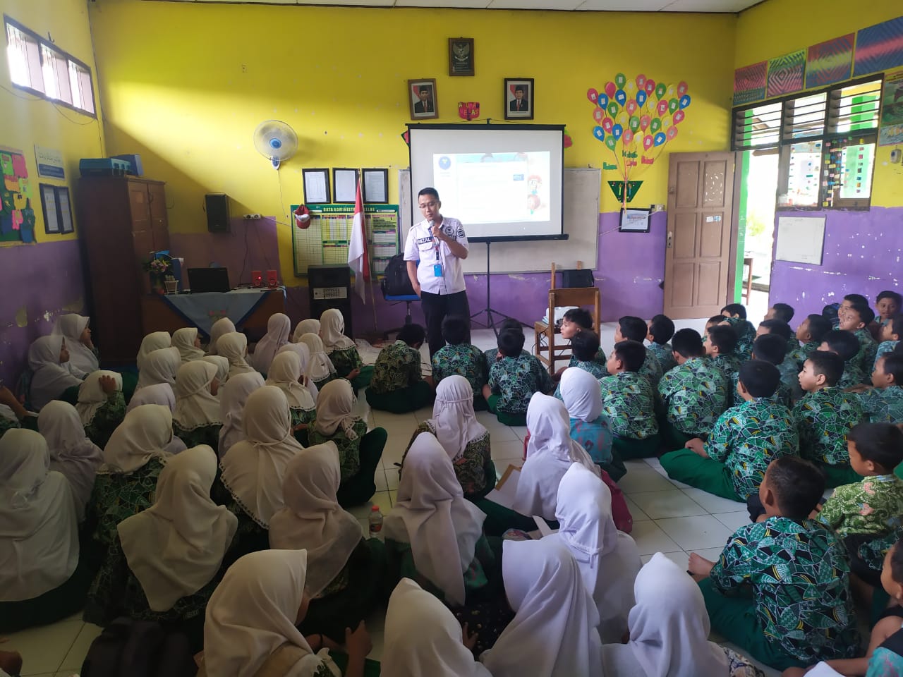 DISEMINASI INFORMASI P4GN MELALUI TATAPMUKA KEPADA PELAJAR SDN DUKUH SARI 2 DAN SDN PANGRREH 1 KEC. JABON. KAB. SIDOARJO DISEMINASI INFORMASI P4GN MELALUI TATAPMUKA KEPADA PELAJAR SDN DUKUH SARI 2 DAN SDN PANGRREH 1 KEC. JABON. KAB. SIDOARJO