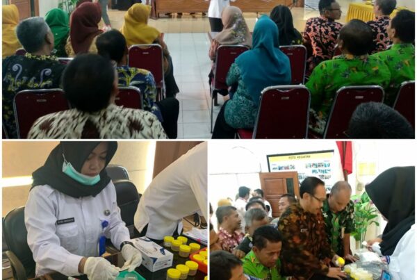 PEMERIKSAAN URINE SKRINING DI KECAMATAN SIDOARJO PEMERIKSAAN URINE SKRINING DI KECAMATAN SIDOARJO
