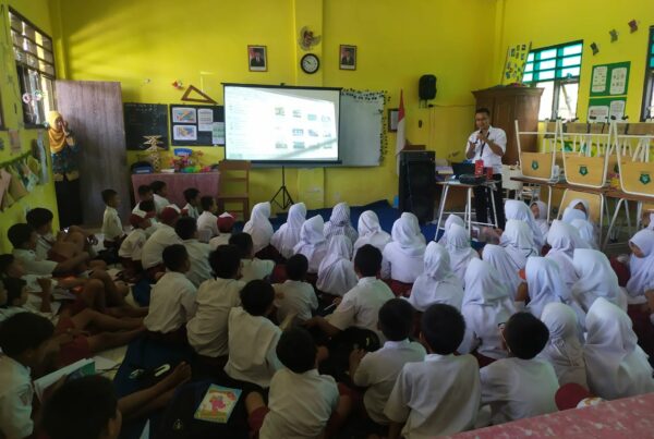 DISEMINASI INFORMASI P4GN MELALUI TATAPMUKA KEPADA PELAJAR SDN KWDUNGREJO 1 DAN 2 KEC. JABON. KAB. SIDOARJO DISEMINASI INFORMASI P4GN MELALUI TATAPMUKA KEPADA PELAJAR SDN KWDUNGREJO 1 DAN 2 KEC. JABON. KAB. SIDOARJO