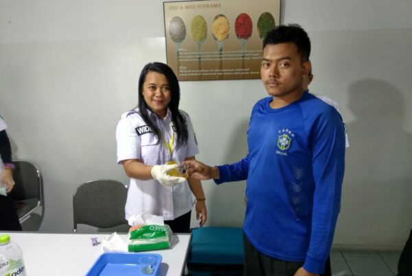 KEGIATAN TES URIN KEPADA INSTANSI SWASTA DI PT. SUPRAMA SIDOARJO