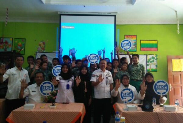 DISEMINASI INFORMASI P4GN MELALUI TATAP MUKA KEPADA PELAJAR DI SDN JEMUNDO 2 TAMAN - SIDOARJO DISEMINASI INFORMASI P4GN MELALUI TATAP MUKA KEPADA PELAJAR DI SDN JEMUNDO 2 TAMAN - SIDOARJO