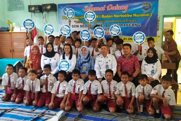 SOSIALISASI BAHAYA NARKOBA BAGI PELAJAR SD DI KECAMATAN SEDATI KABUPATEN SIDOARJO