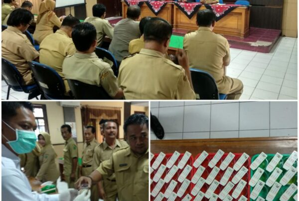 PEMERIKSAAN URINE SKRINING DI KECAMATAN BUDURAN