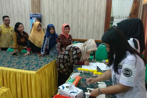 TES URINE DI DINAS PEMUDA OLAHRAGA DAN PARIWISATA KAB. SIDOARJO