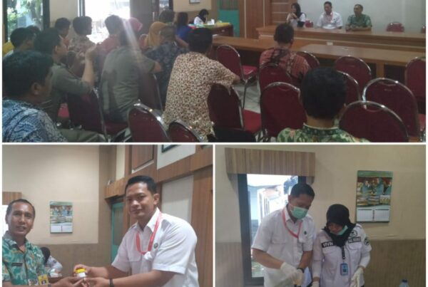 PEMERIKSAAN URINE SKRINING DI KECAMATAN SUKODONO PEMERIKSAAN URINE SKRINING DI KECAMATAN SUKODONO