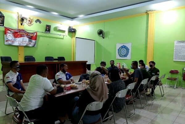 RAPAT PERSIAPAN PELAKSANAAN IBM DI DESA BLURU KIDUL KECAMATAN SIDOARJO