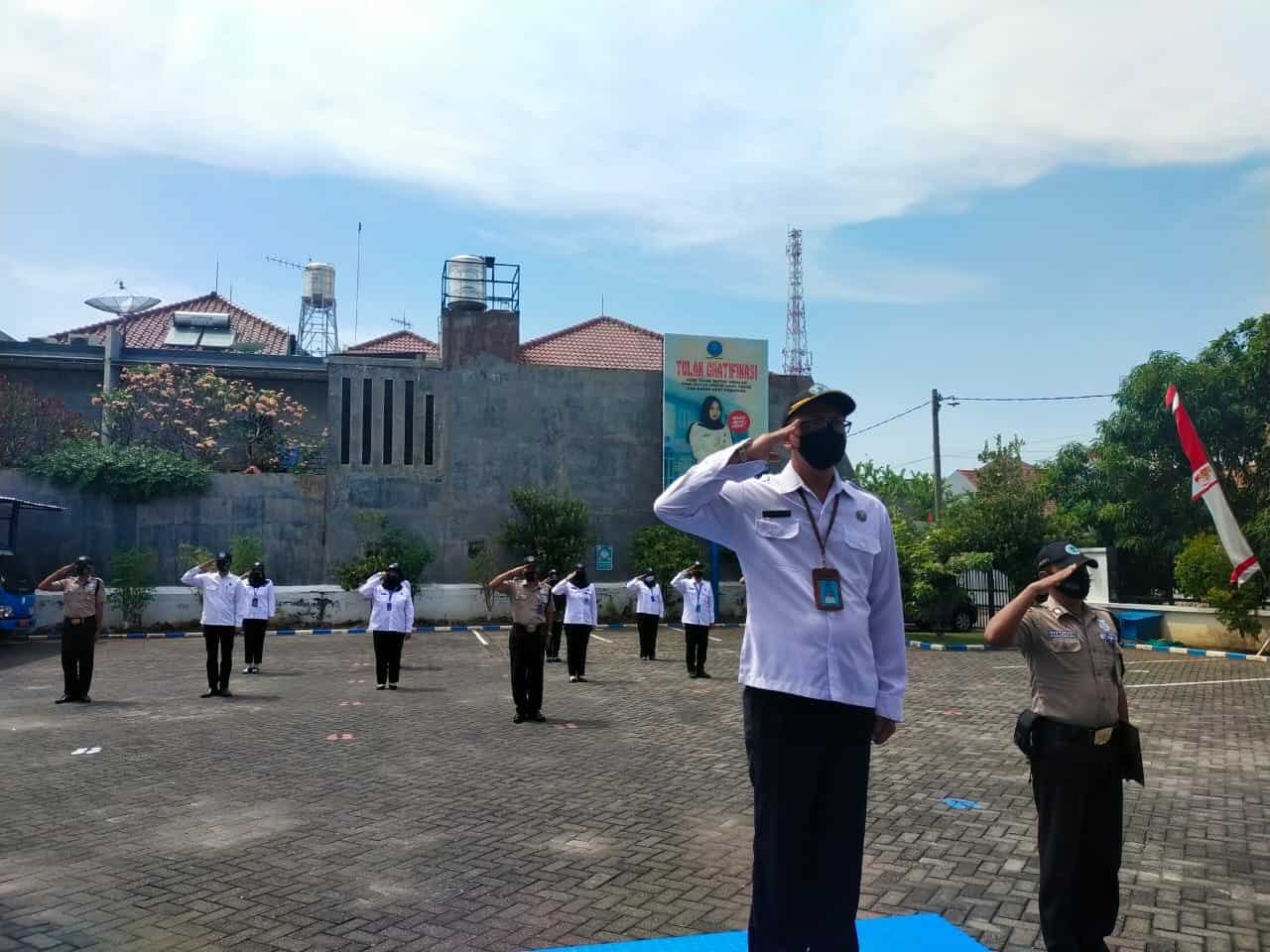 UPACARA BENDERA PEGAWAI BNNK SIDOARJO UPACARA BENDERA PEGAWAI BNNK SIDOARJO