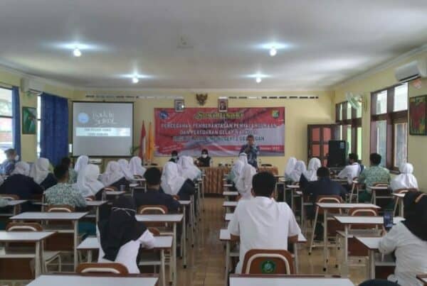 SOSIALISASI P4GN KEPADA SISWA/I DAN GURU SOSIALISASI P4GN KEPADA SISWA/I DAN GURU