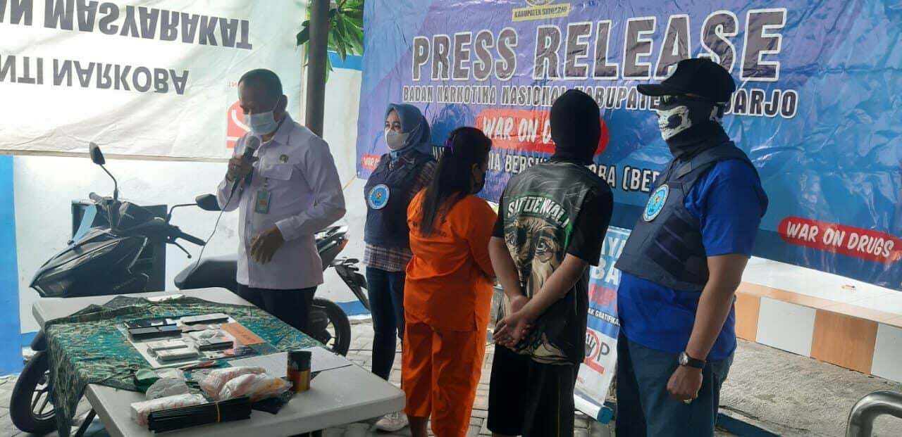PRESS RELEASE UNGKAP KASUS NARKOTIKA BNNK SIDOARJO PRESS RELEASE UNGKAP KASUS NARKOTIKA BNNK SIDOARJO