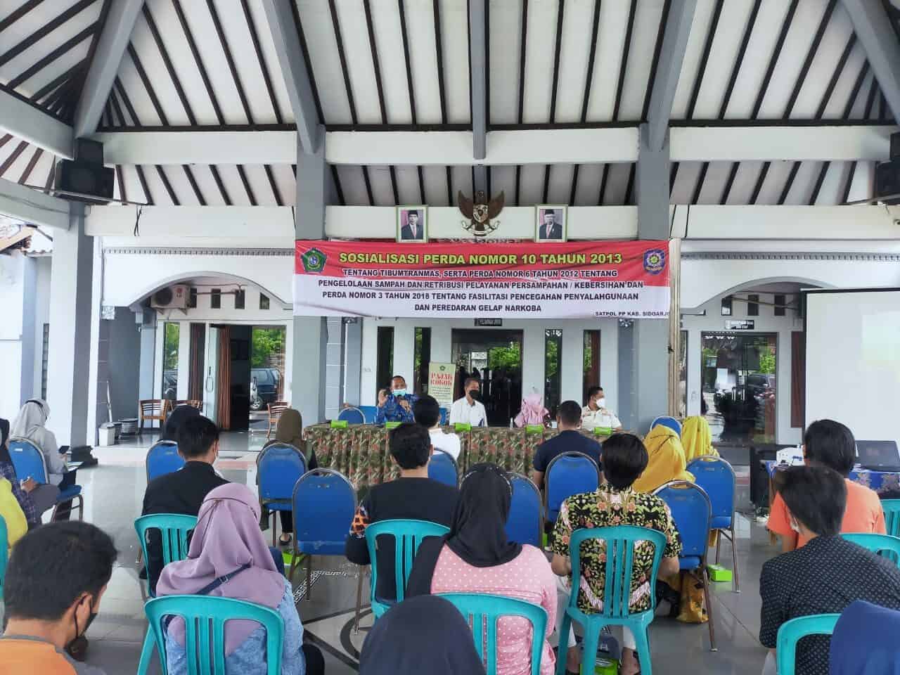 DISEMINASI INFORMASI P4GN KEPADA KARANGTARUNA DESA WEDORO KLURAK BERSAMA SATPOL PP SIDOARJO DISEMINASI INFORMASI P4GN KEPADA KARANGTARUNA DESA WEDORO KLURAK BERSAMA SATPOL PP SIDOARJO