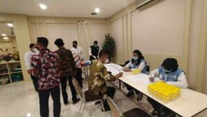 SOSIALISASI DAN TES URINE DI KPP PRATAMA SIDOARJO UTARA