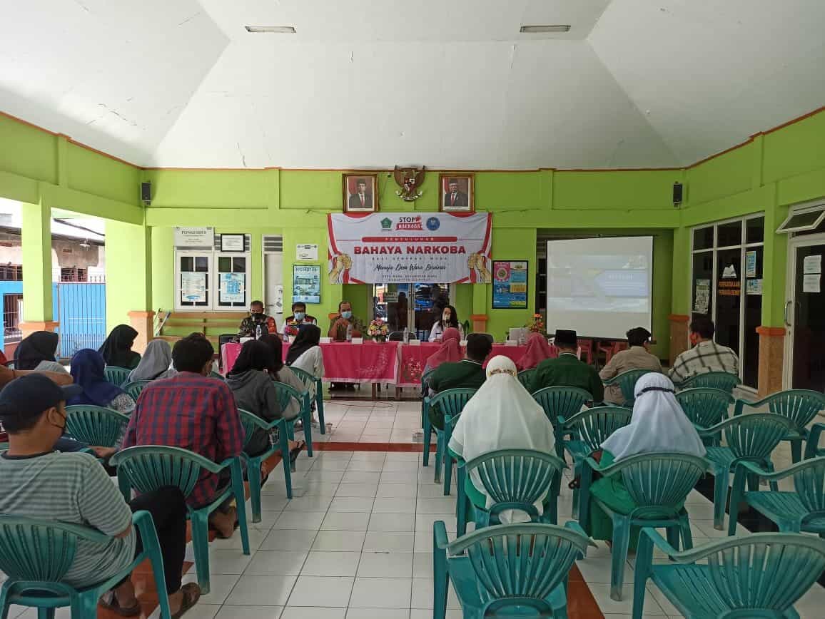 DISEMINASI INFORMASI P4GN MELALUI TATAP MUKA KEPADA MASYARAKAT DESA WARU DISEMINASI INFORMASI P4GN MELALUI TATAP MUKA KEPADA MASYARAKAT DESA WARU